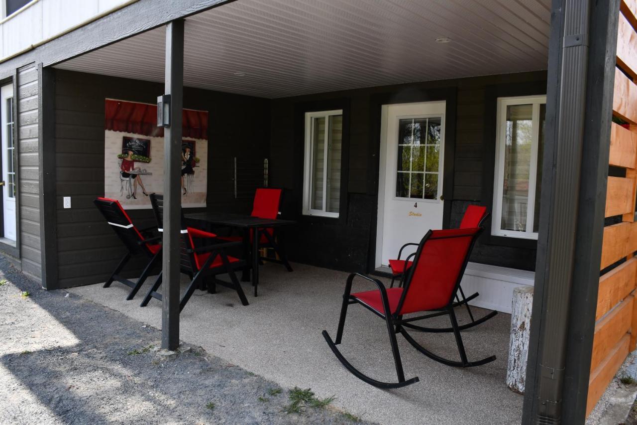 Bed and Breakfast Gite Grand Môment à Cabano Extérieur photo